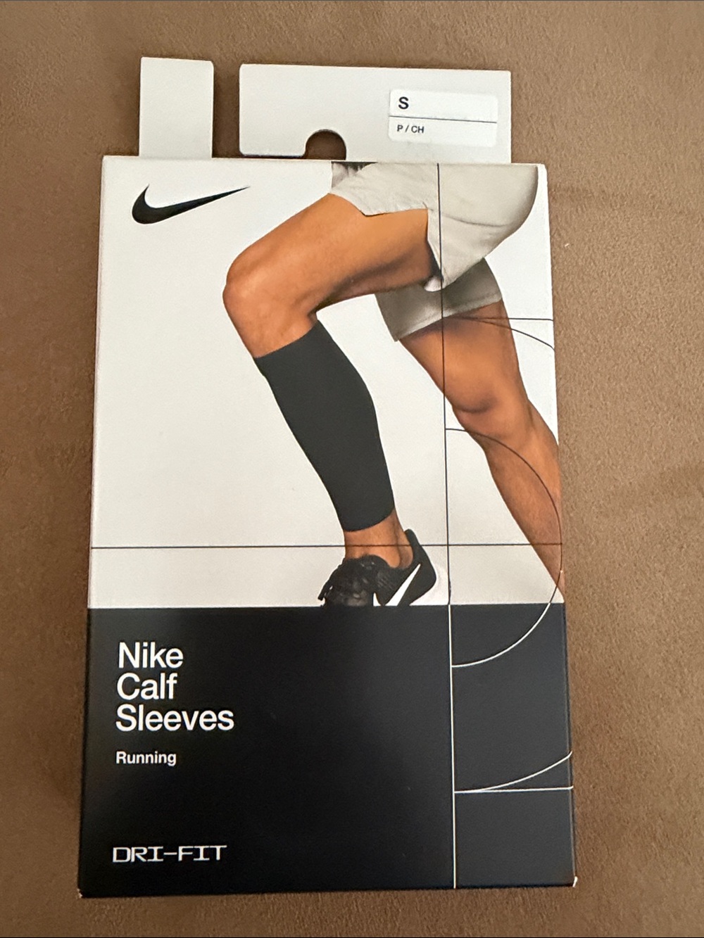 Nike Zoned Support Calf Sleeves - Black - NWT - SMALL